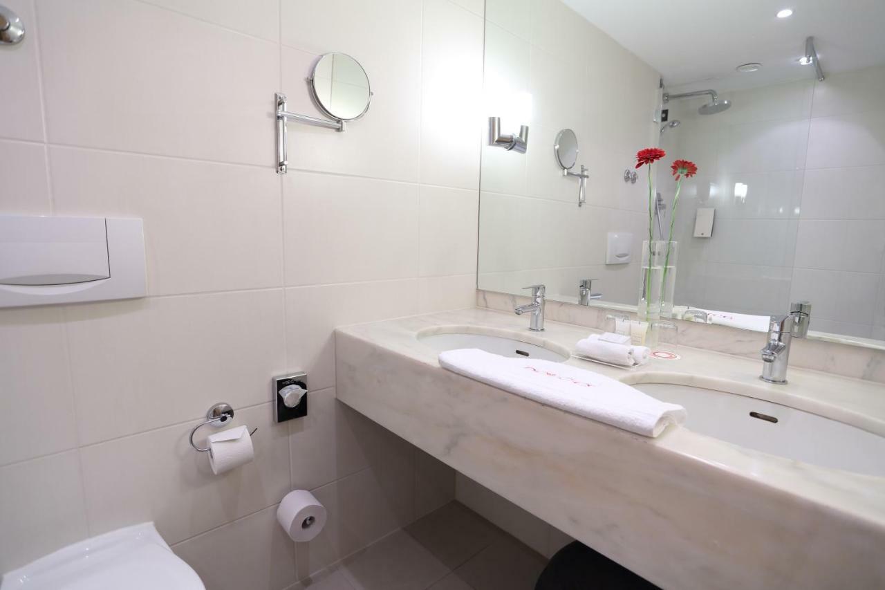 Junior Suite,1498870732:JPEG
